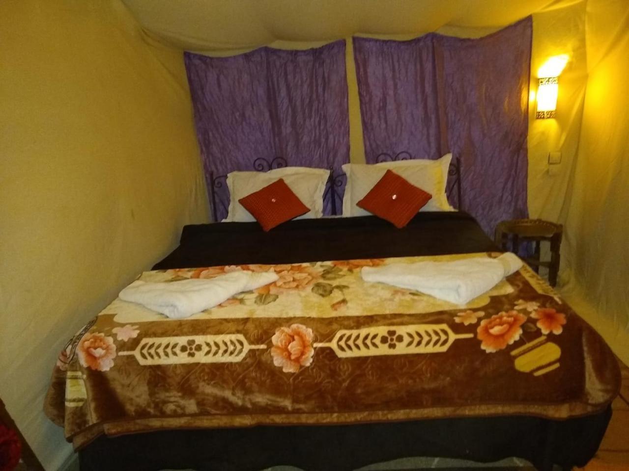 Tuareg Luxury Camp Hotel Merzouga Bilik gambar